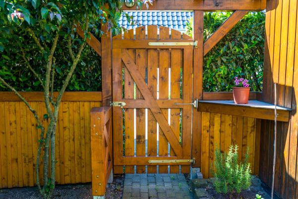 Wood Gate Repair in Winter Park