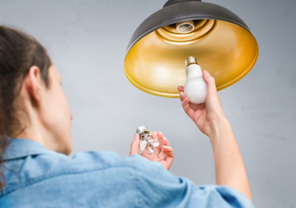 Light Bulb Replacement in Winter Park