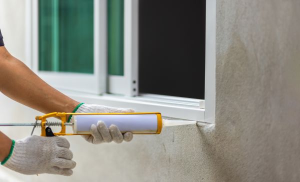 Window Caulking Service in Winter Park