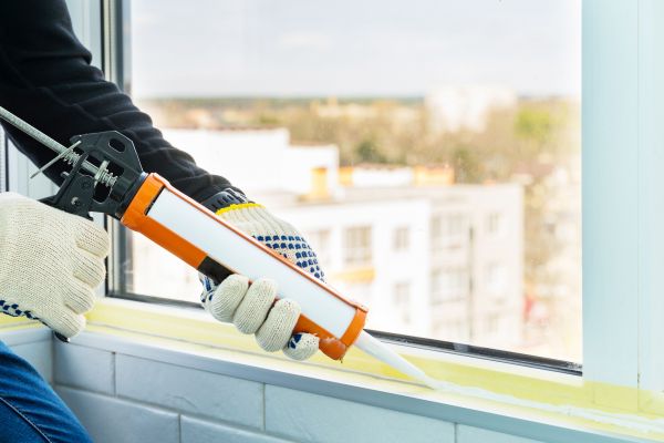 Window Recaulking Service in Winter Park